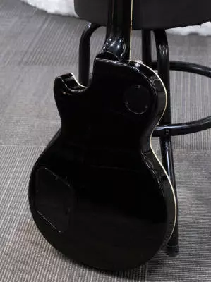 Gibson - Les Paul Classic - Ebony 2